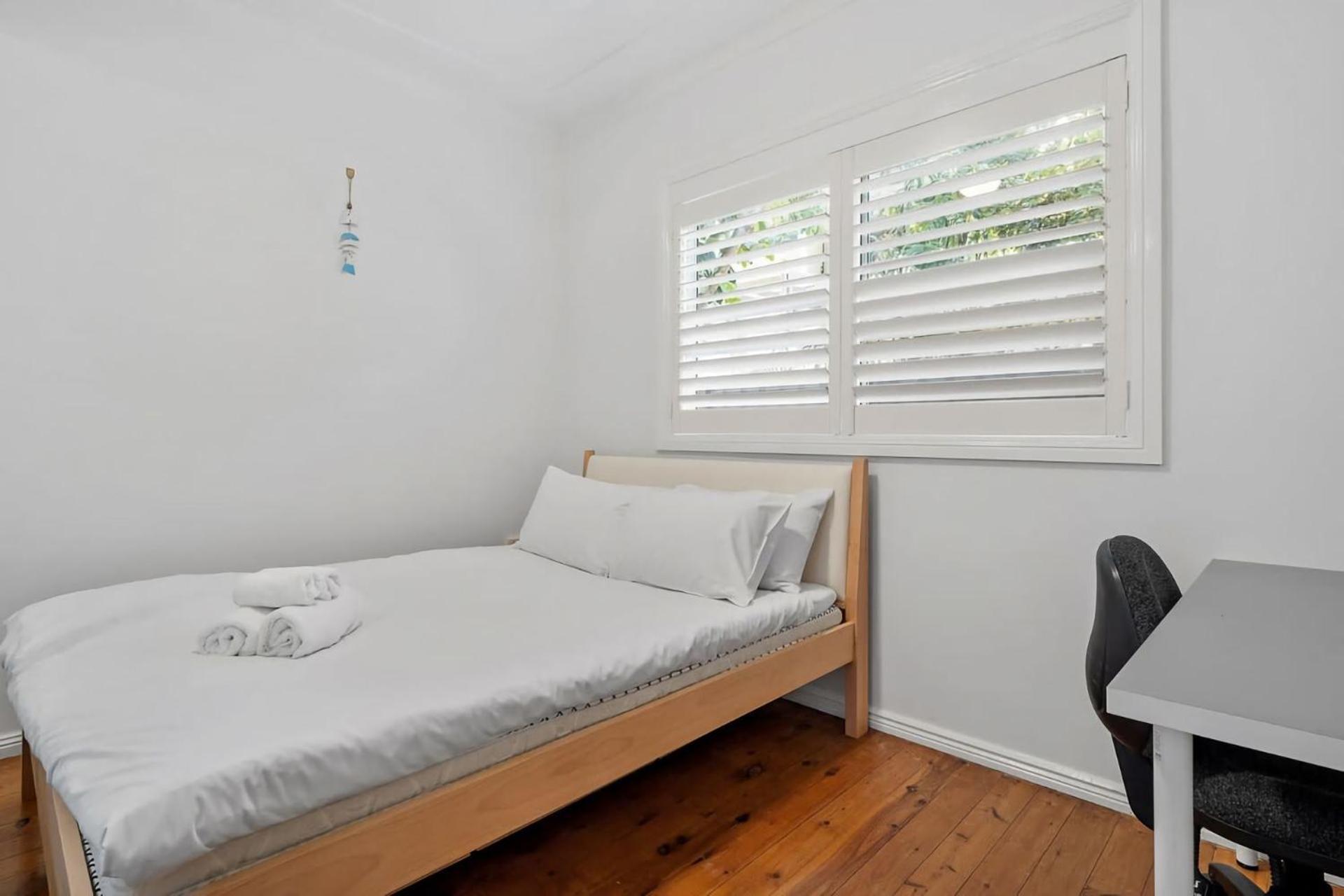 Tennis Courts Pool Sauna Avalon Apartment Sydney